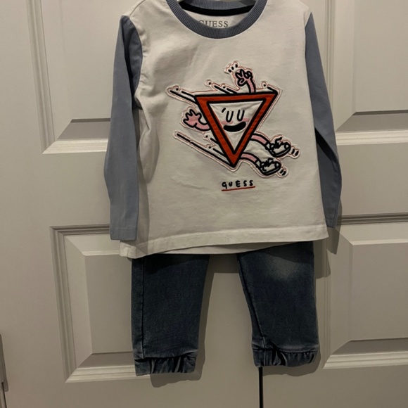 Guess Match Set - Picture 4 of 16